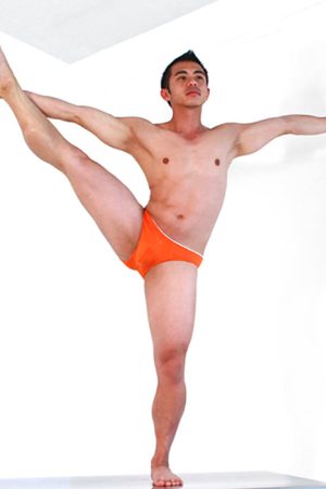 Photo of Niko Reeves